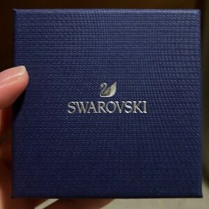 Swarovski round necklace